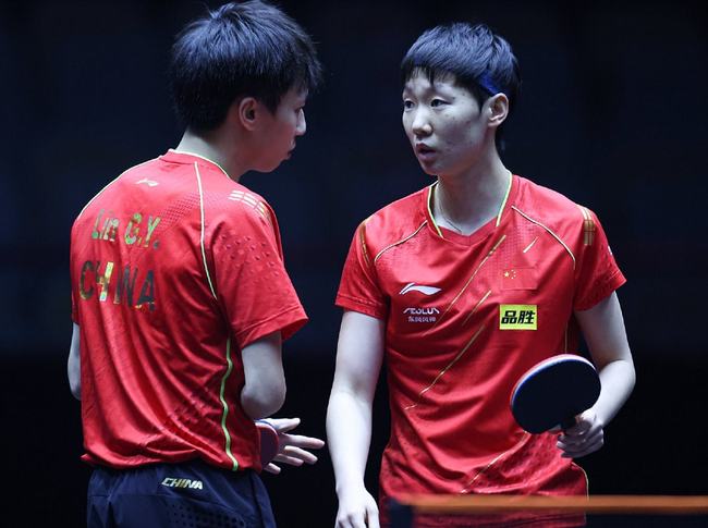 闪耀并不等 闪耀并不等